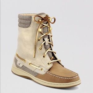 Women's Natural Lace Up Boots Hikerfish